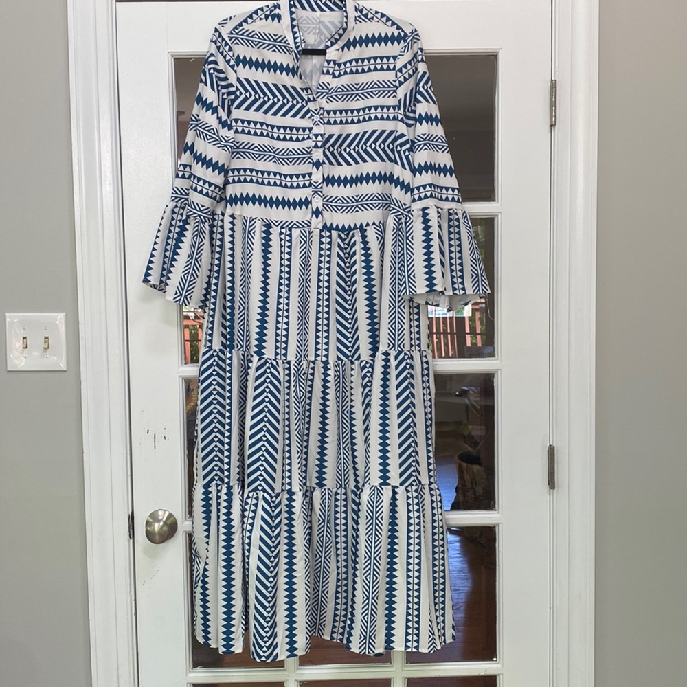 SHEIN Blue and White Geometric Tiered Midi Dress